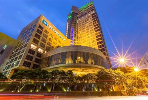 Hotel Bumi Surabaya City Resort - Finansialku