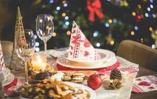 10 Makanan Natal yang Wajib Ada Saat Hari Natal 01