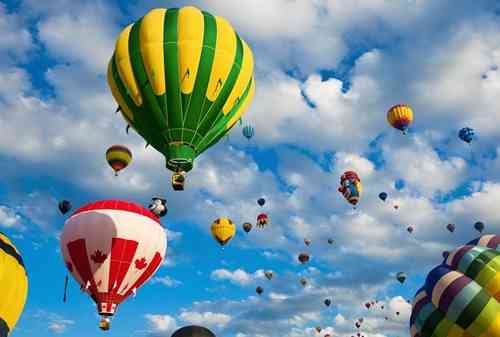 4 Tempat Wisata Balon Udara di Indonesia yang Mengagumkan 01