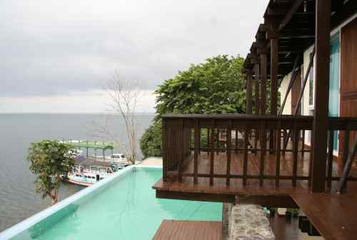 12 Thrilling Activities You Should Try in Lake Toba 05 Tiara Bunga Hotel Villa - Finansialku