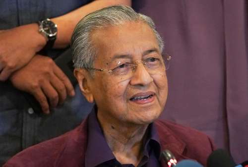 Mahathir Mohamad Mundur Jadi PM, Ekonomi Malaysia Melemah 02