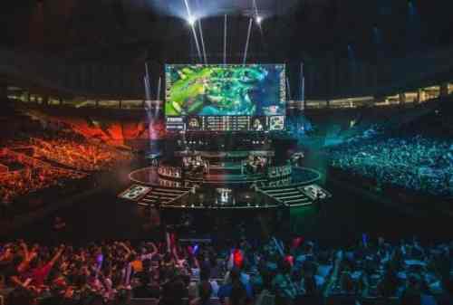 WOW Gaji Pemain Esports Rp10 Juta Per Bulan Lho Mau 00 - Finansialku