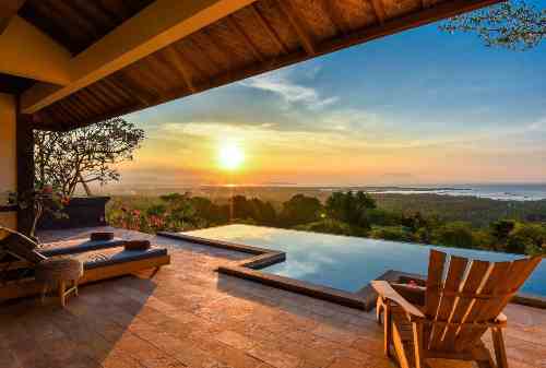 Top 10 Infinity Pool di Bali yang Super Spektakuler 06 - Finansialku