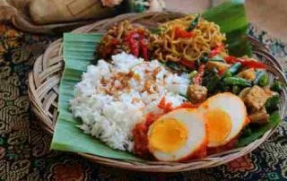 Ini 5+ Makanan Khas Bali yang HARUS Kamu Coba! 04 - Finansialku