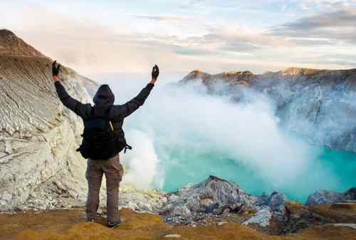 Kawah Ijen Challenging Yet Exciting Hike To Ijen Blue Fire 05 - Finansialku