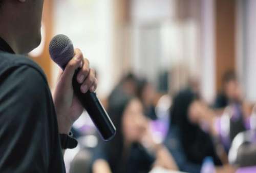 Begini Lho Penggunaan Metode Public Speaking yang Benar 03