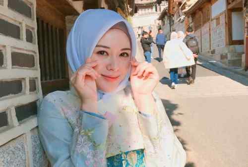 Kenalan dengan Ayana Moon, Selebgram Hijab Asal Negeri Ginseng 01