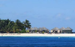 Liburan ke Maldives Gak Perlu Nunggu Momen Honeymoon Lho 01 - Finansialku