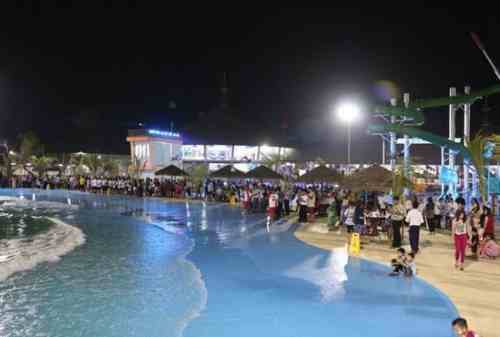 5+ Lokasi Destinasi Wisata Cirebon Seru yang Wajib Kamu Kunjungi 03 Waterboom Siwalk - Finansialku