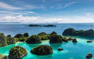 Wujudkan Mimpi Ke Raja Ampat Dengan Tips Menabung Berikut 01 - Finansialku