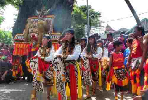 Ini Dia Bedanya Kebudayaan Reog Ponorogo dan Reog Jawa Barat