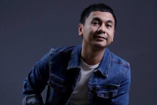 Kisah Sukses Raditya Dika, Penulis dan Komika Indonesia 03 - Finansialku