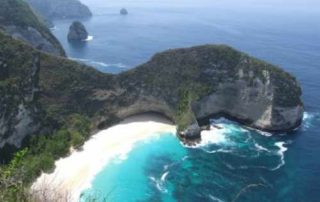 Nusa Penida, A Remarkable Beauty of the Southeast Island in Bali 00 - Finansialku