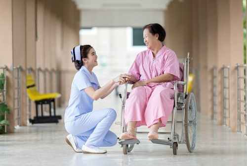 Perawat Migran Indonesia di Jepang_ Gaji Tinggi, Tetapi Apakah Bahagia_02