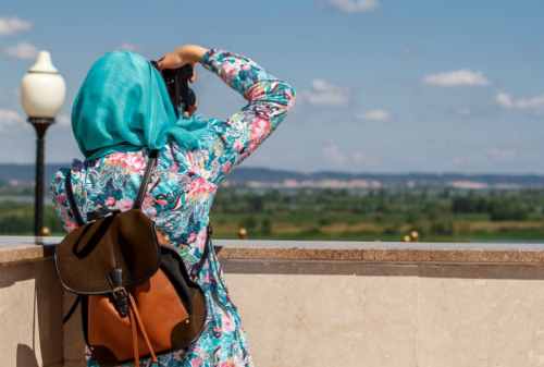 Ruang (Ny)aman Solo Traveling Bagi Perempuan 01 - Finansialku