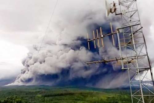 Gunung Semeru Meletus, 5 Kecamatan Kena Imbas Abu Vulkanik 02