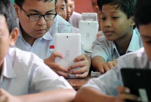 Literasi Digital Penting Diterapkan sejak Sekolah Dasar 03