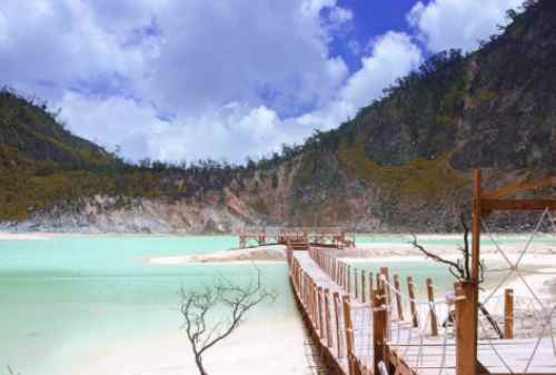 3 New Gems You Must Visit In 2021 To Enjoy Kawah Putih Differently 03 Finansialku