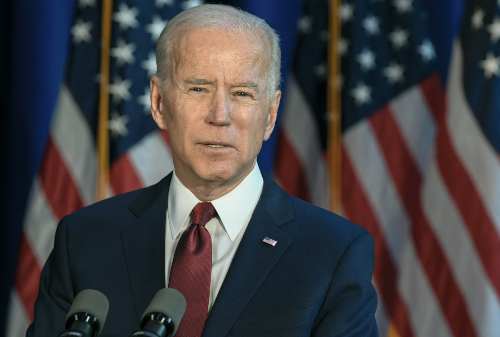 Presiden AS Joe Biden Resmi Teken Stimulus Sebesar US$ 1,9 triliun 01