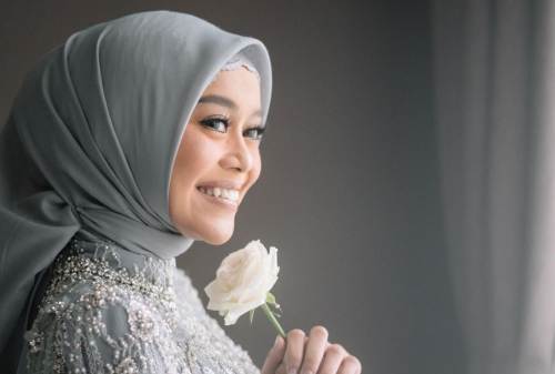 Biografi dan Kisah Sukses Bintang Dangdut Lesti Kejora - 02 - Finansialku