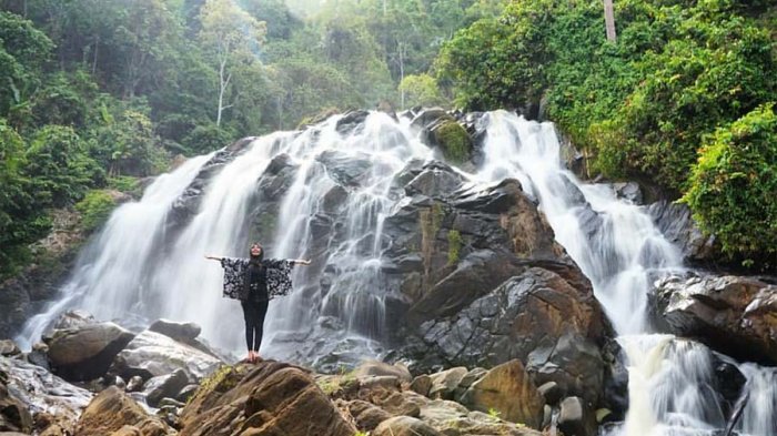 Destinasi Wisata Lampung_Air Terjun Curug Tujuh