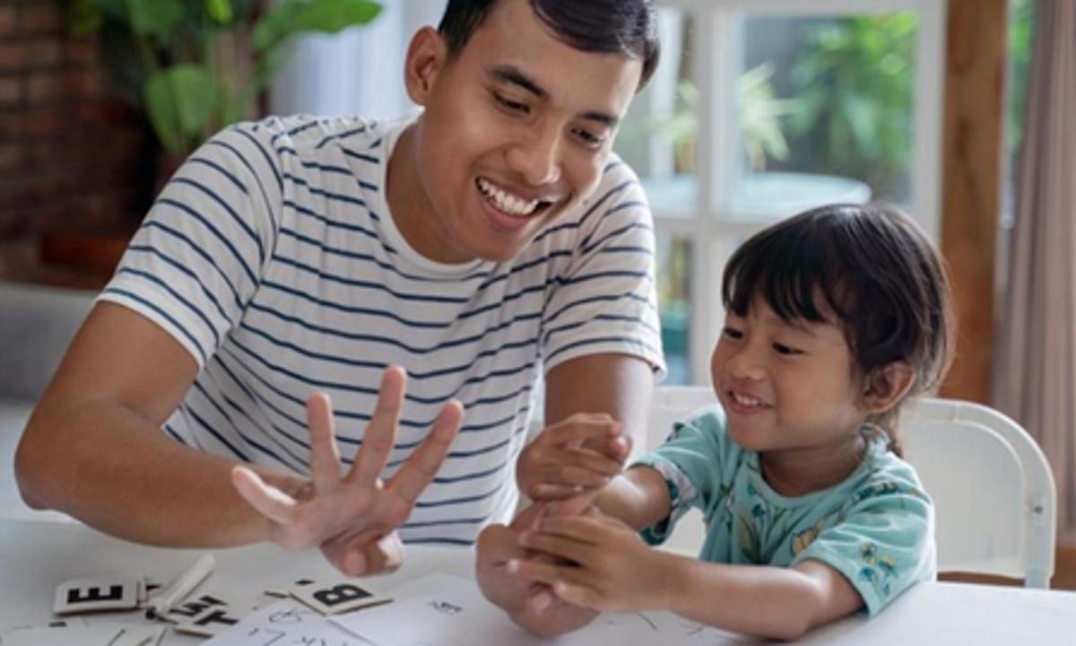 6 Cara Mendidik Anak yang Efektif, Orang Tua Yuk Terapkan Ini - 01 - Finansialku