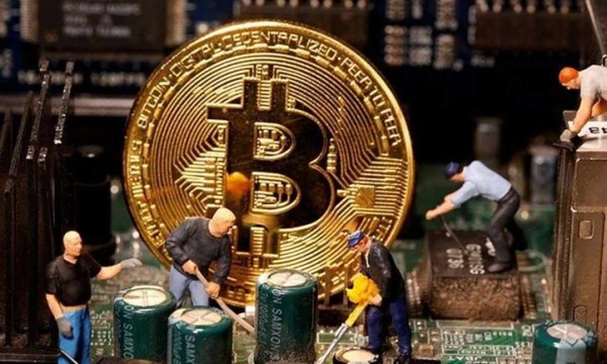 Mau Coba Cara Mining Bitcoin yang Menguntungkan Ini - 03 - Finansialku