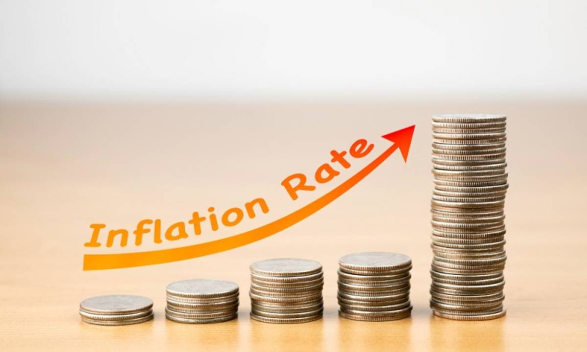 Ilustrasi Inflasi yang Mengurangi Nilai Uang