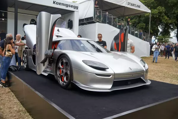 Koenigsegg CC850