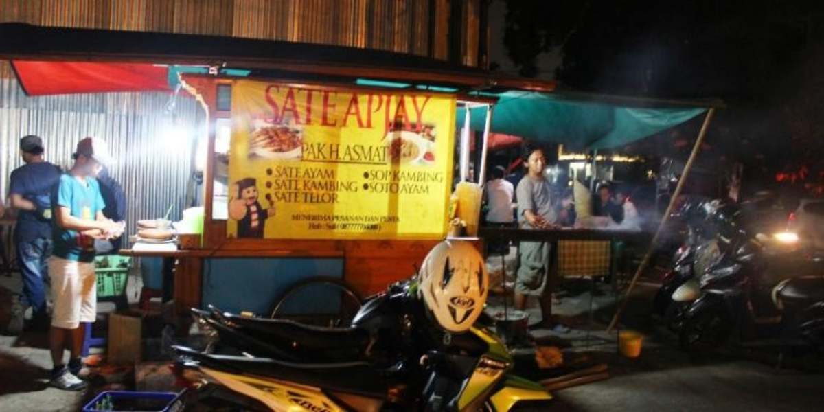 tempat makan terdekat_Sate Apjay - Travel Kompas