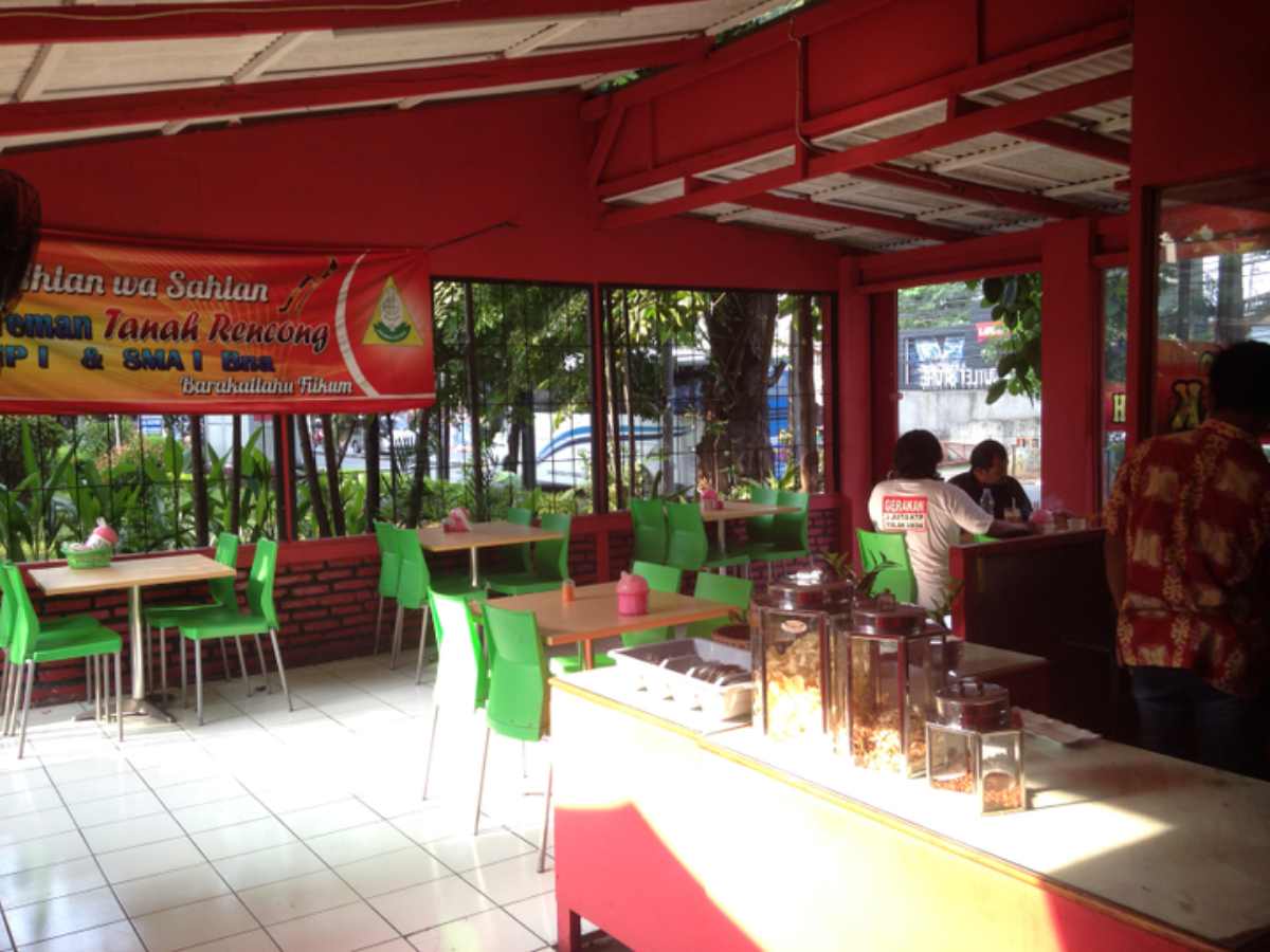 tempat makan terdekat_Pocut Dara - Qraved