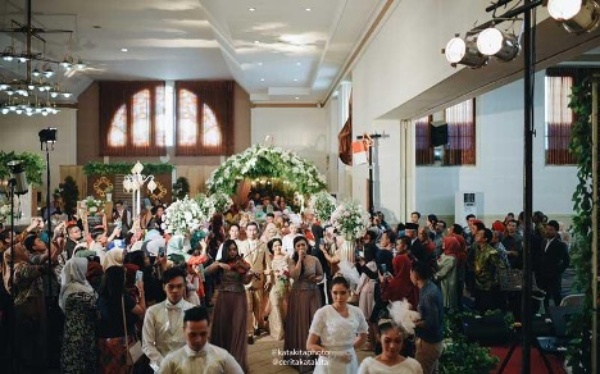 Rekomendasi Gedung dan Hotel Pernikahan Terbaik di Bandung 07 - Finansialku Rekomendasi Gedung dan Hotel Pernikahan Terbaik di Bandung 07 - Finansialku