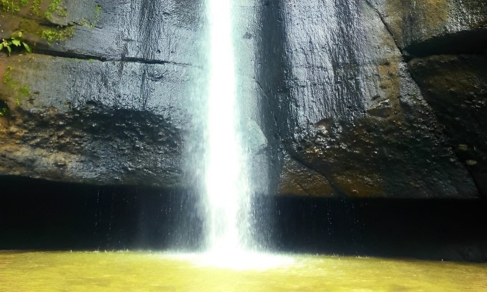 wisata purwakarta_curug cisomang wisata purwakarta_curug cisomang