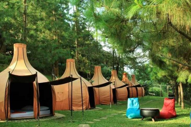 tempat camping di Bandung_the lodge maribaya