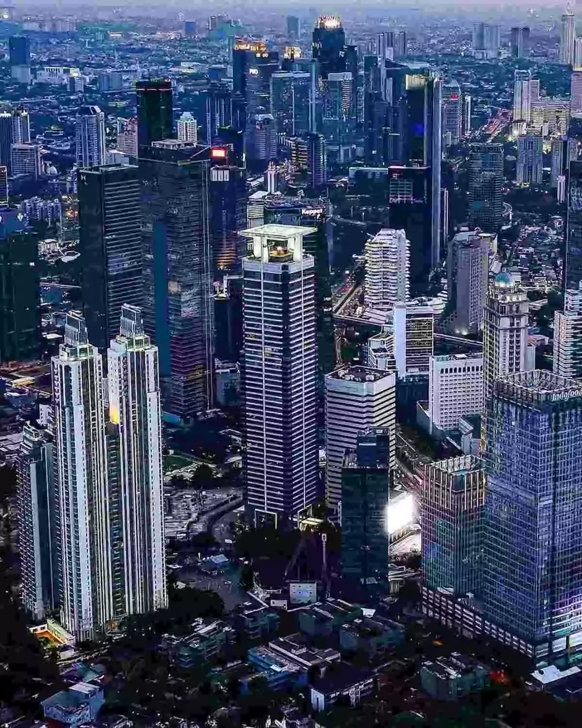 gedung tertinggi di indonesia_sinarmas msig tower