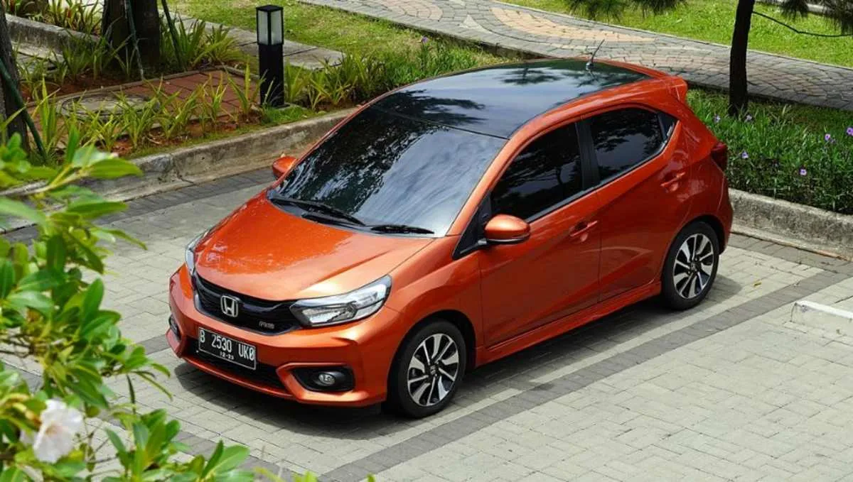 mobil kecil_Honda Brio