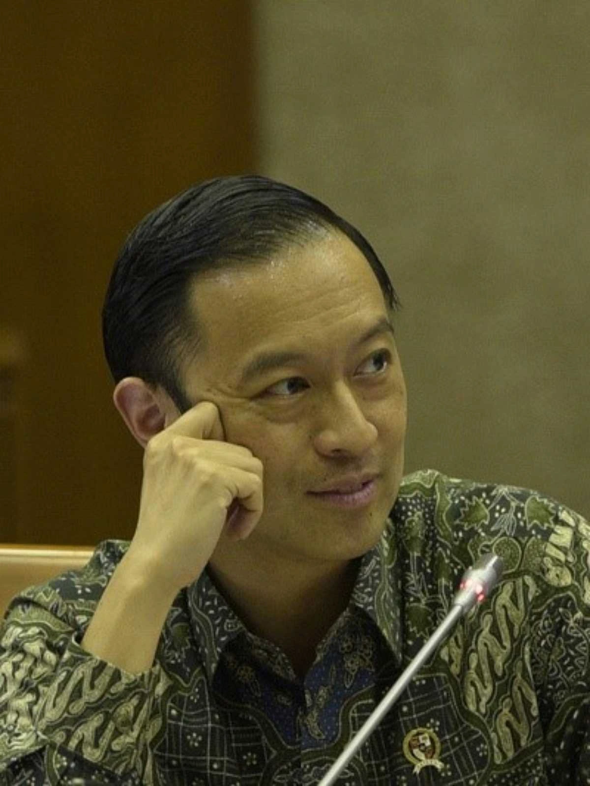 Jadi Tersangka Korupsi Impor Gula, Ini Profil Tom Lembong! 