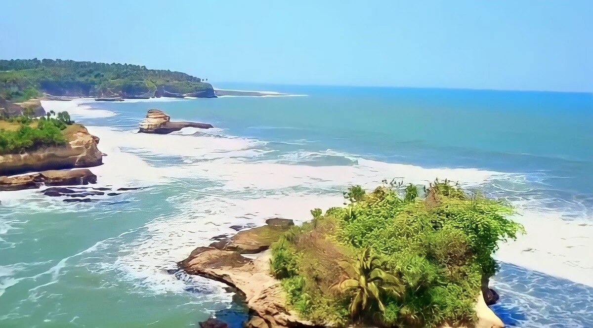 wisata alam sukabumi_pantai Amanda Ratu