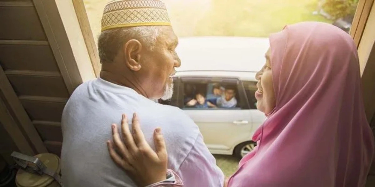 hukum orang tua meminta uang kepada anak yang sudah menikah (1)