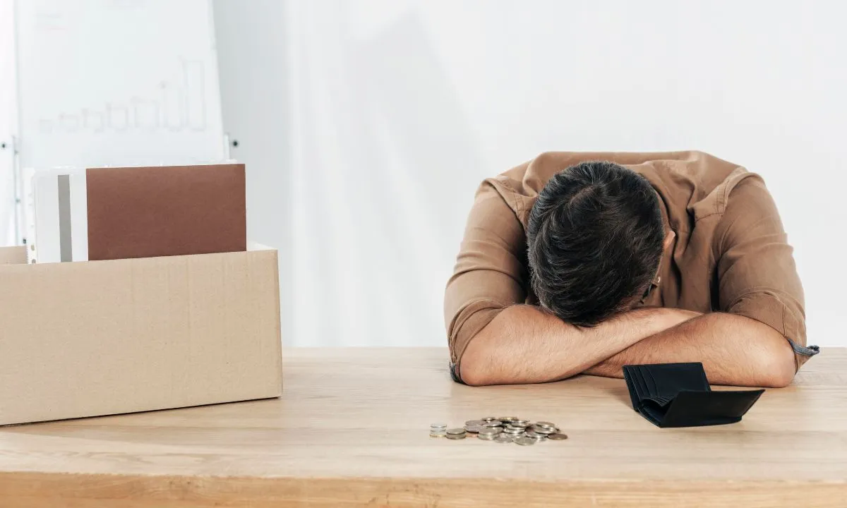 Financial anxiety Adalah 01