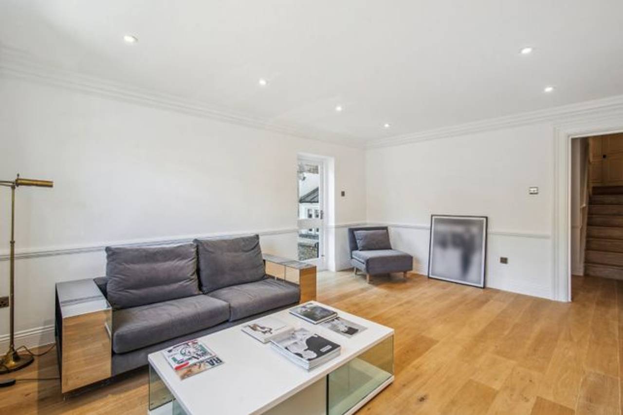Flat to rent in Queens Gate Gardens, South Kensington SW7
