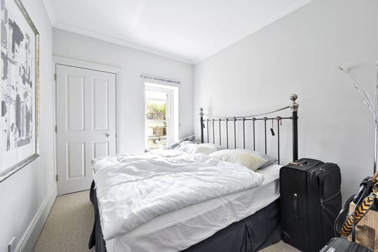 Flat to rent in Courtfield Gardens, South Kensington, London SW5