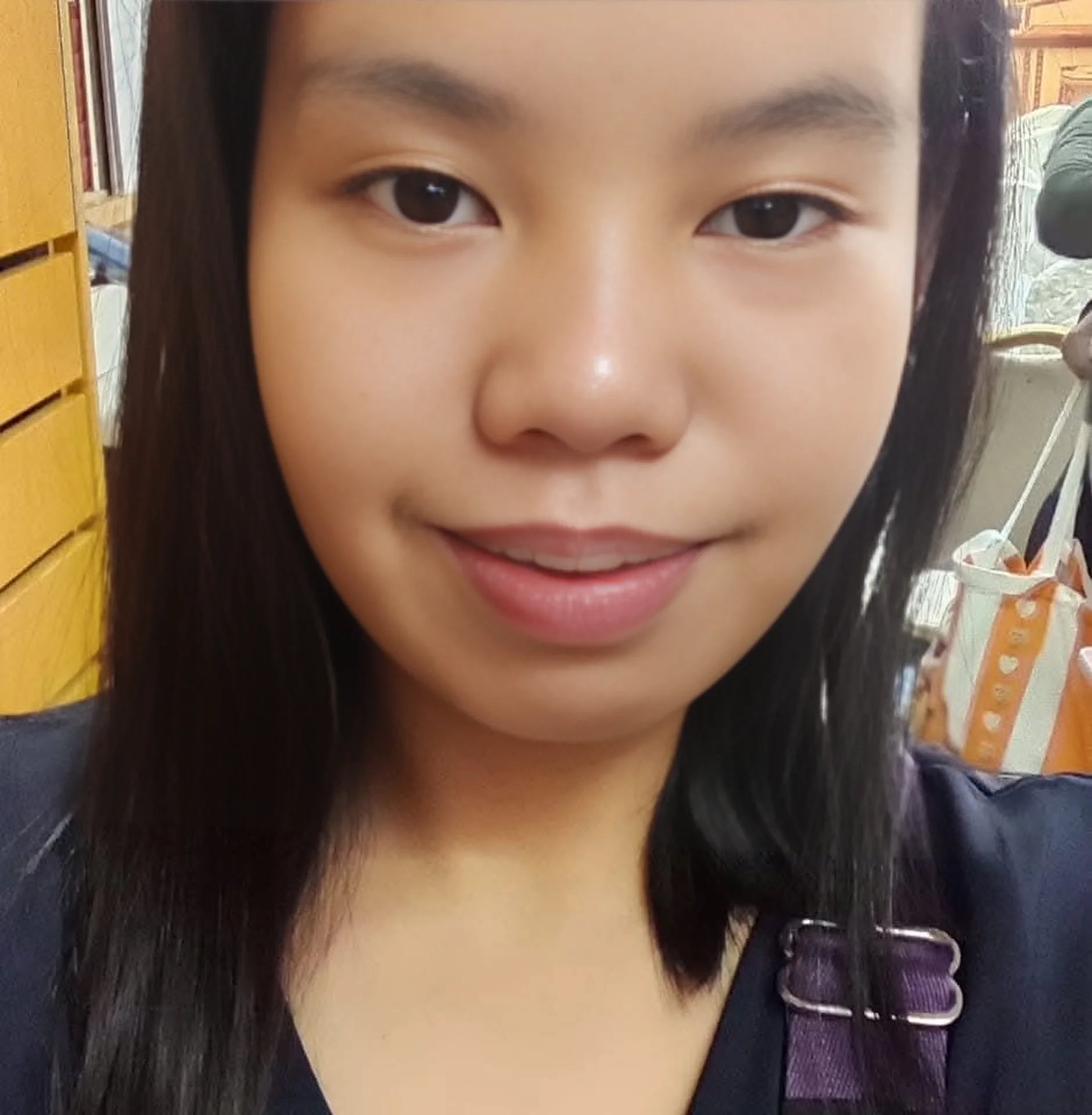 Helen - Filipino Nanny / Maid