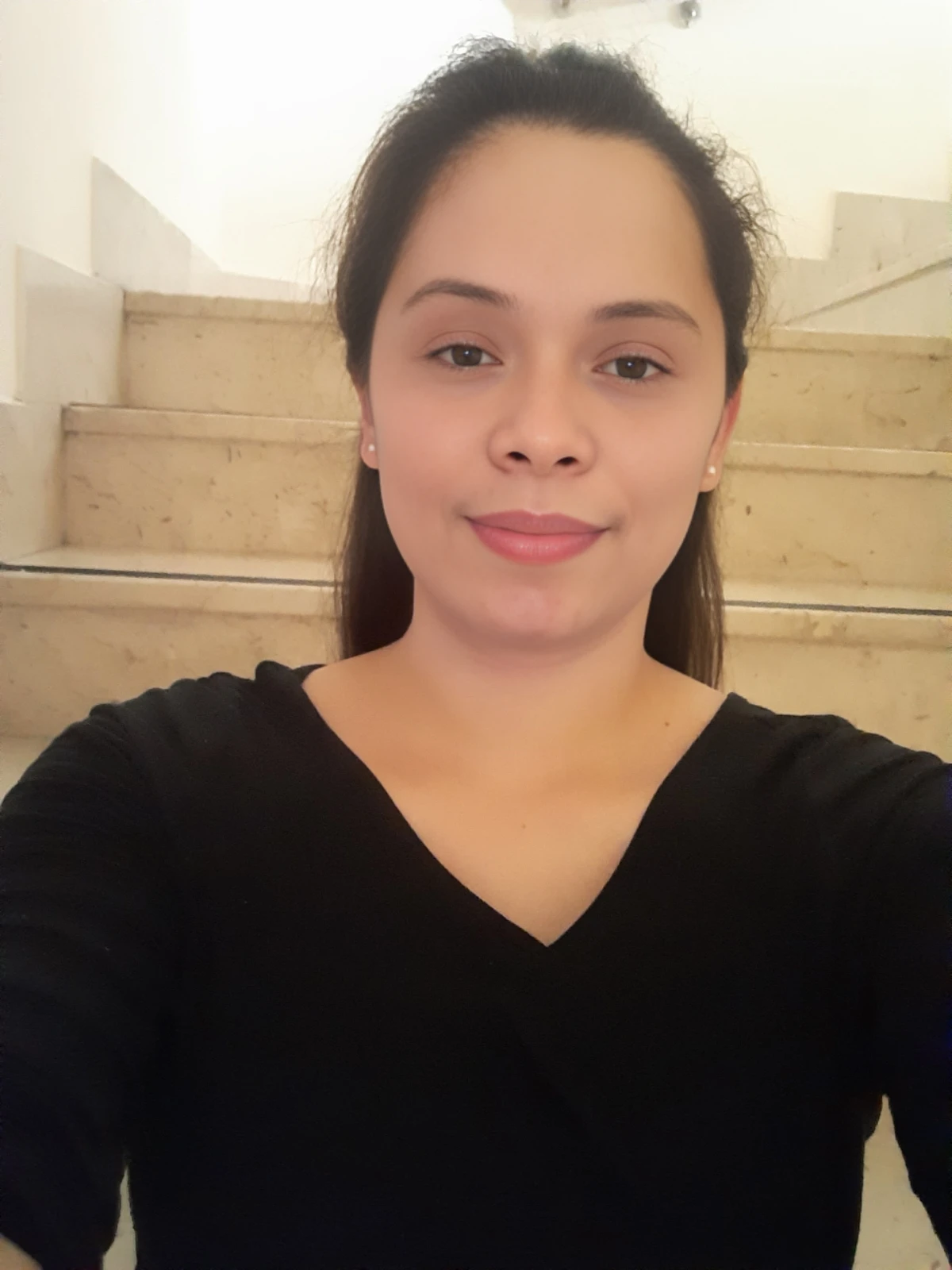 ANALOU - Filipino Nanny / Maid