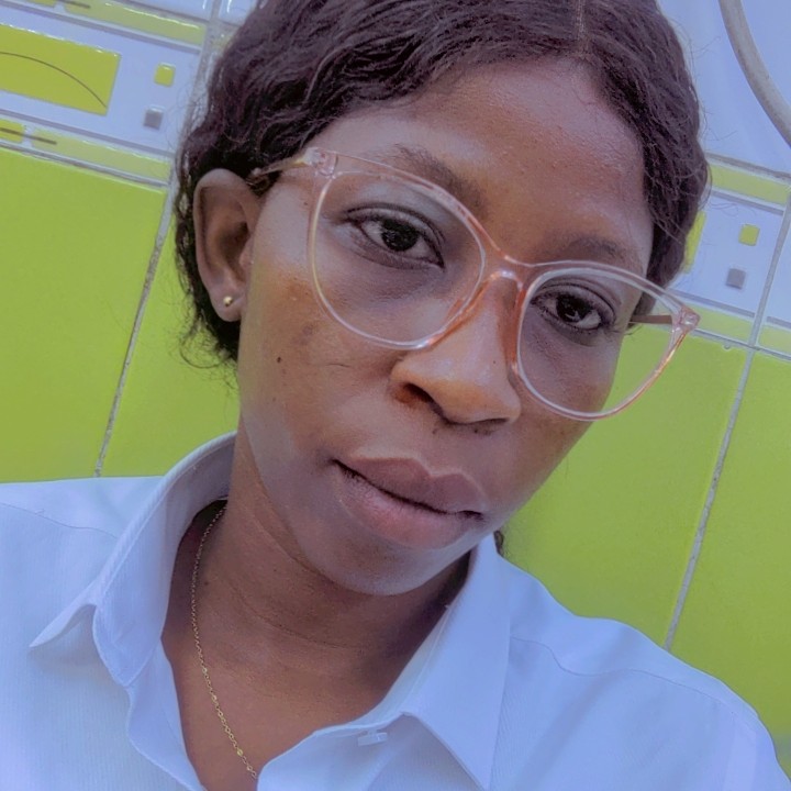 Ngum - Cameroonian Nanny