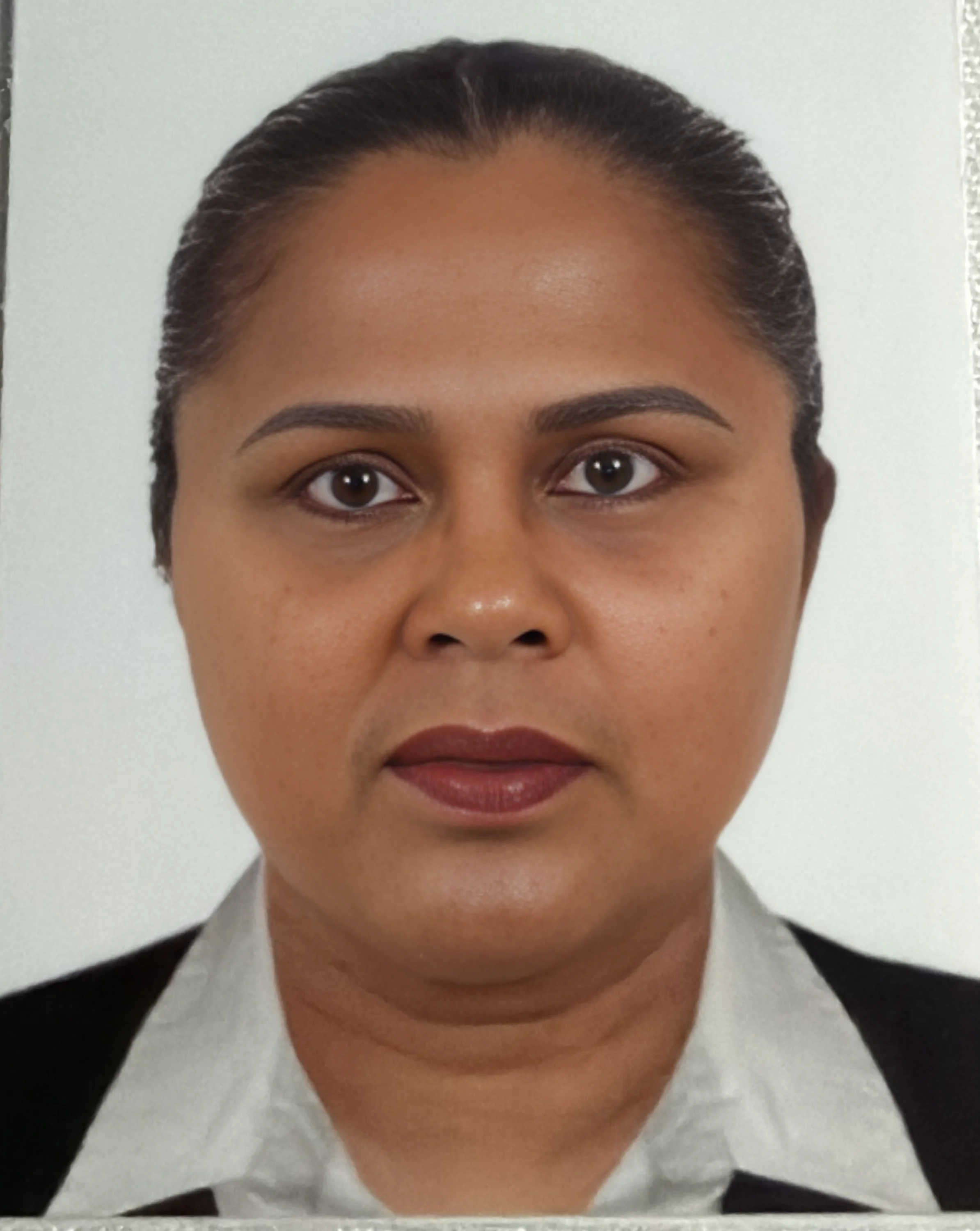 Nadushani - Sri Lankan Driver / Maid / Eldercare / Nanny