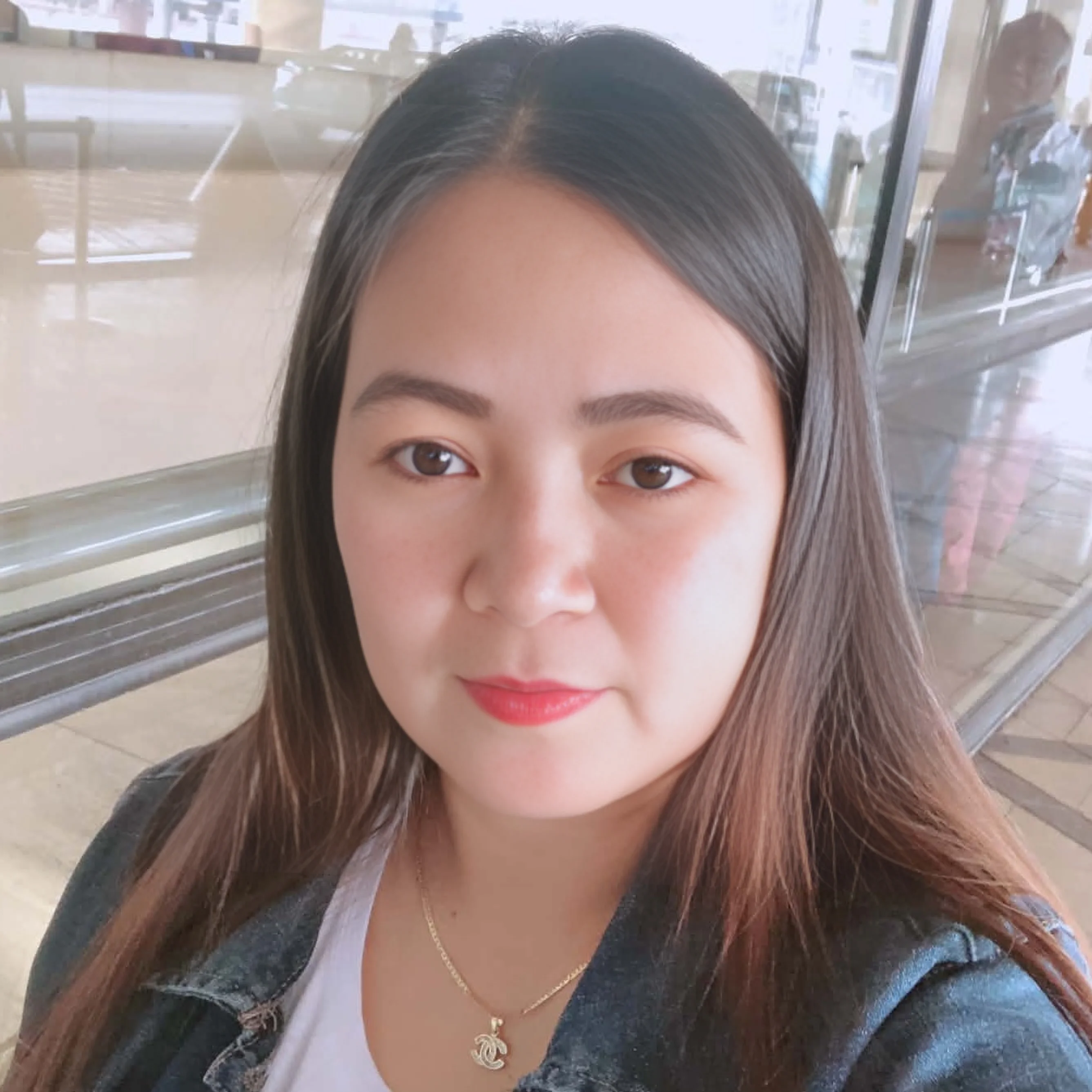 Cristy - Filipino Maid