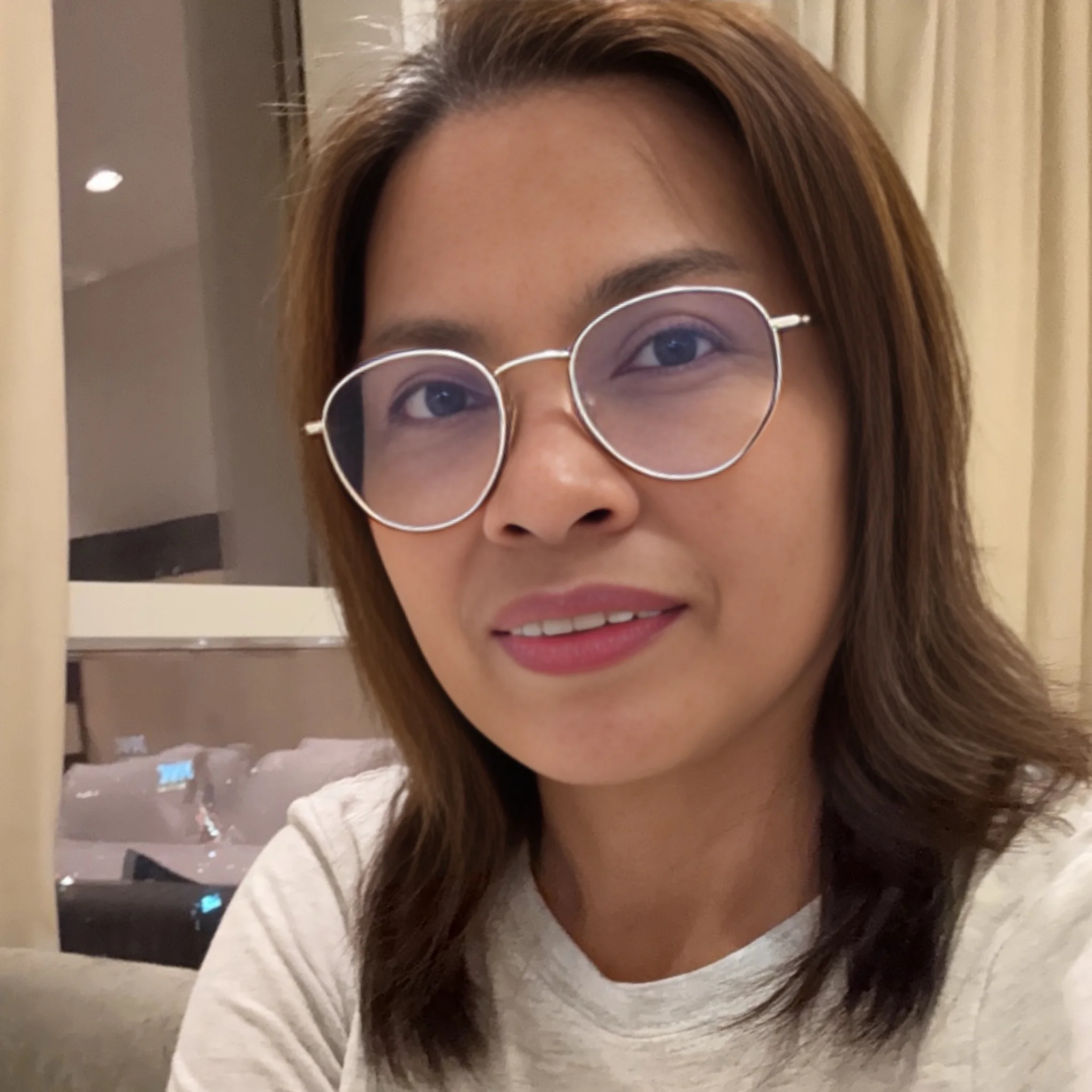 Alma - Filipino Driver / Chauffeur