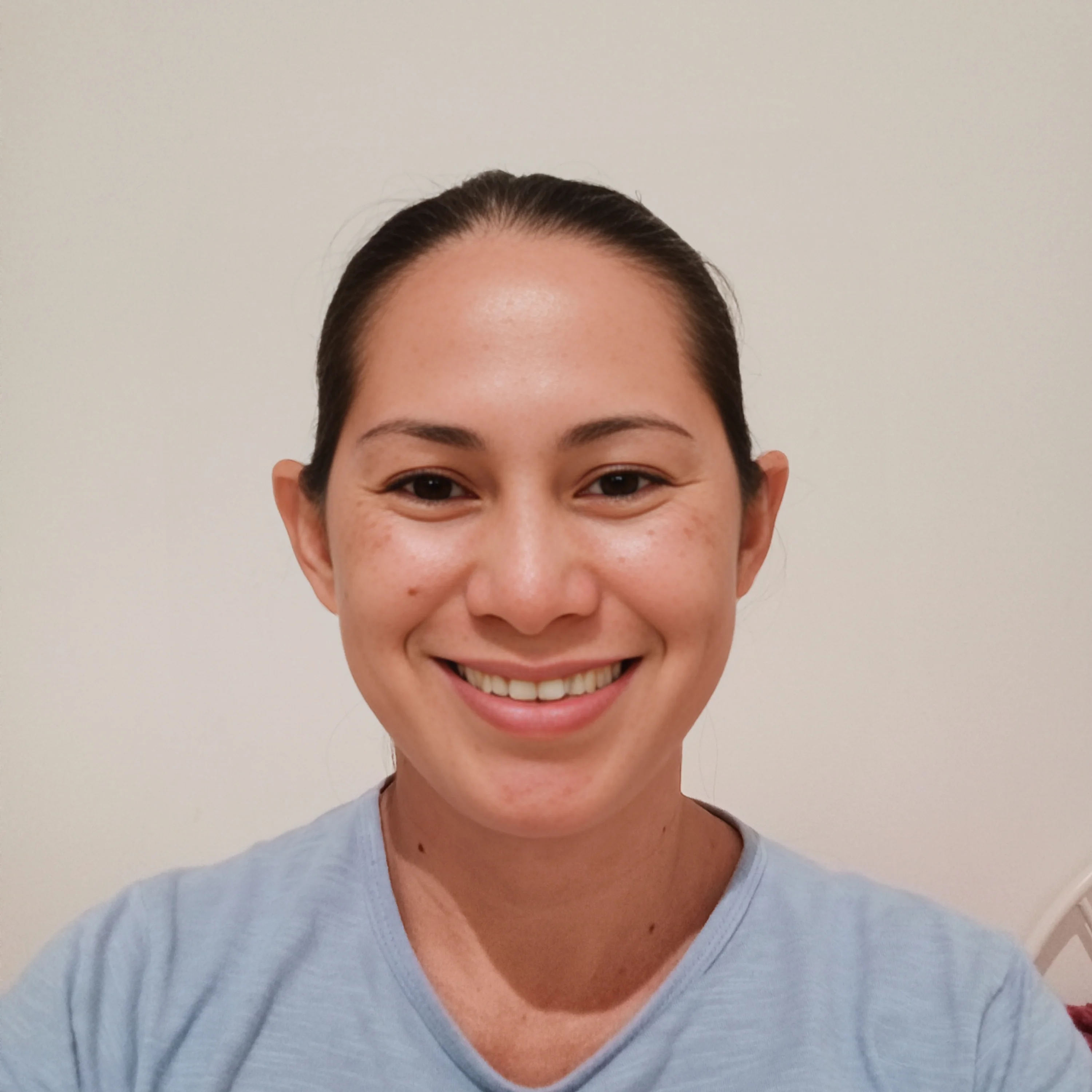 JACKEYLEN - Filipino Maid / Nanny