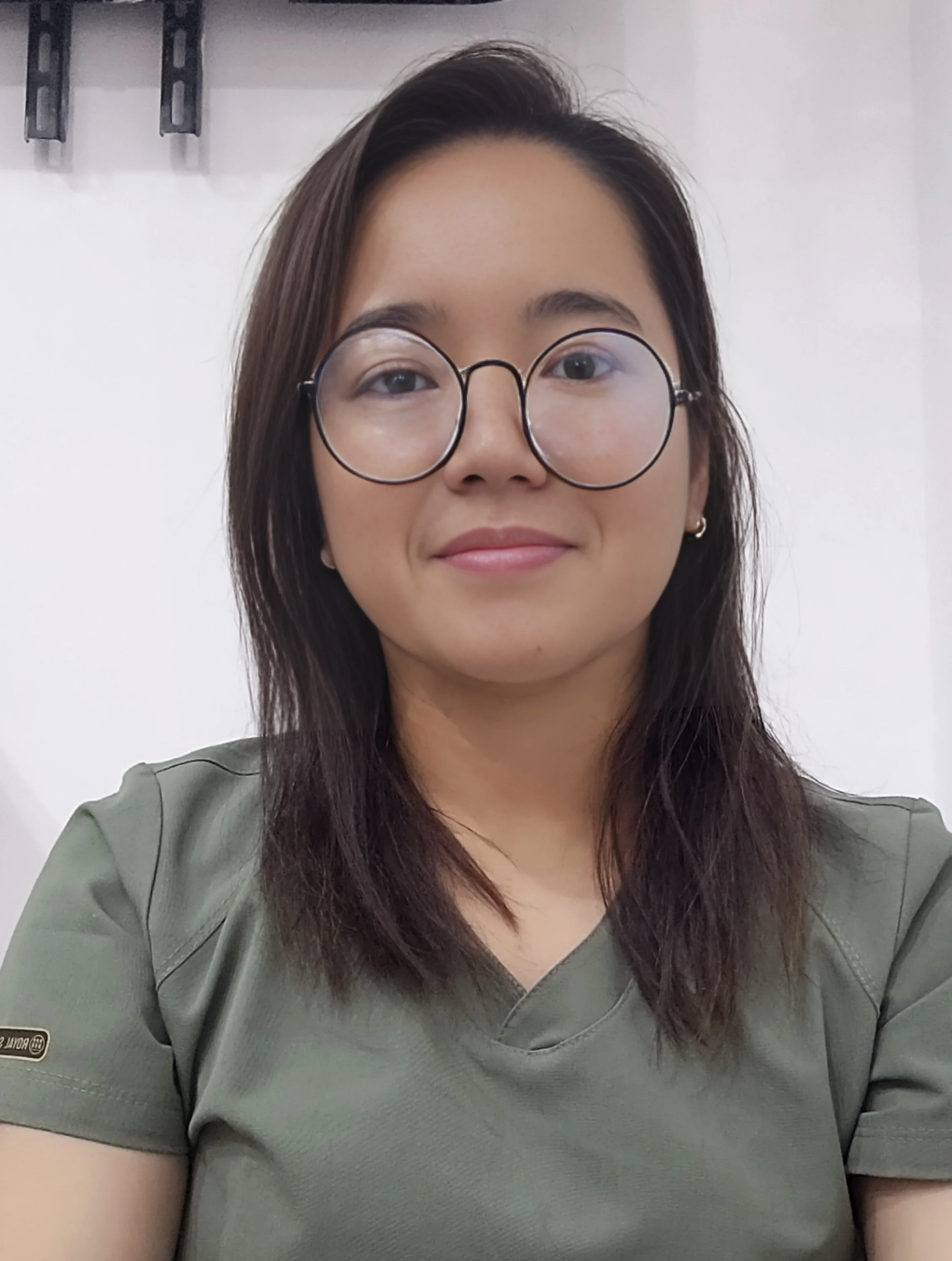 Joan - Filipino Nanny / Maid